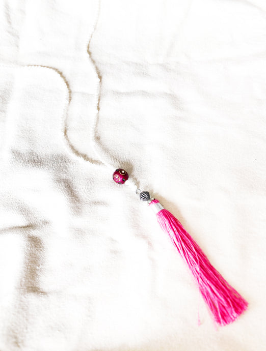 NCK0008_01_Necklaces_Tassel_Pink_TheFashionKiosk